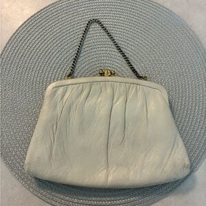 Elegant Vintage Cream Handbag